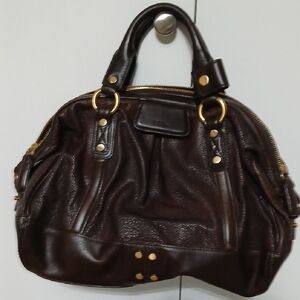 Cole Haan Elegant Brown Leather Handbag w/3 inside compartments,LG zipper pocket